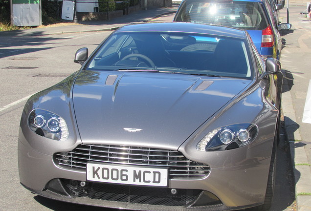 Aston Martin V8 Vantage S