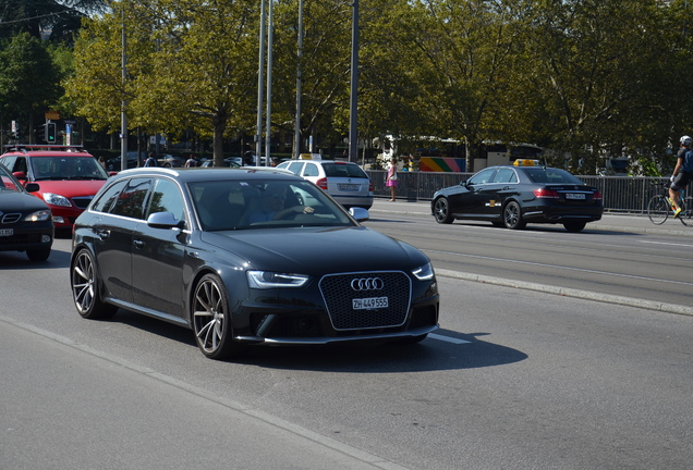 Audi RS4 Avant B8