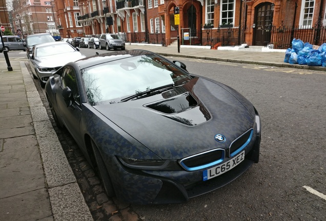 BMW i8