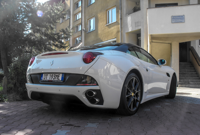 Ferrari California