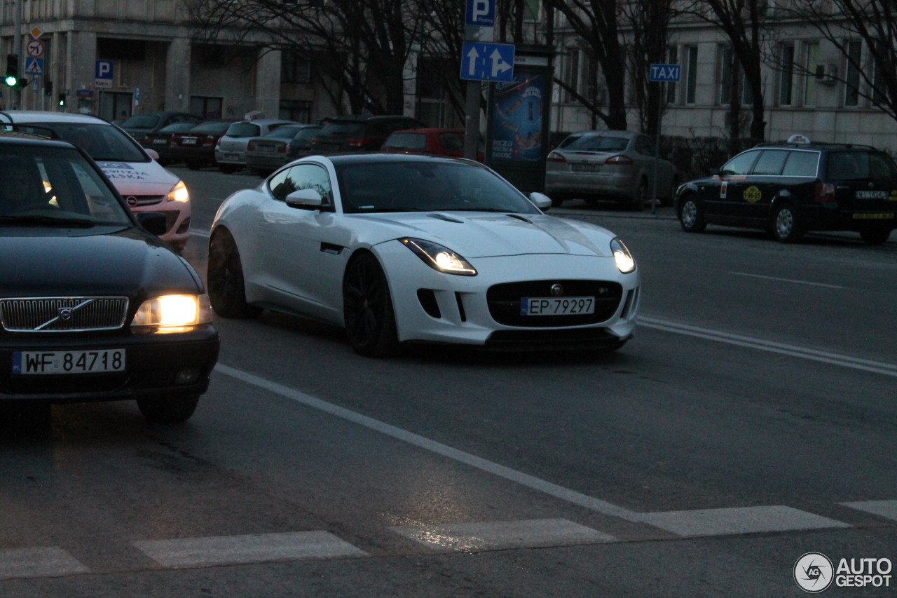 Jaguar F-TYPE R Coupé