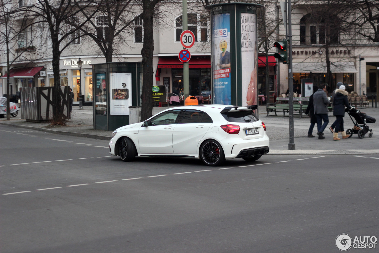 Mercedes-AMG A 45 W176 2015