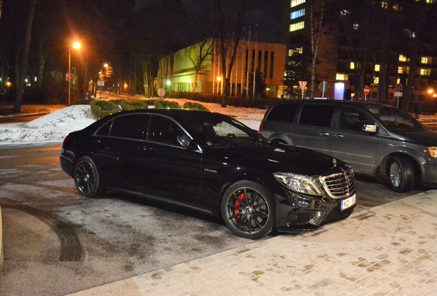 Mercedes-Benz S 63 AMG V222