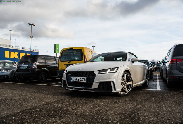 Audi TT-RS Roadster 2017