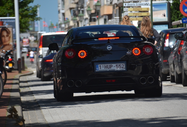 Nissan GT-R