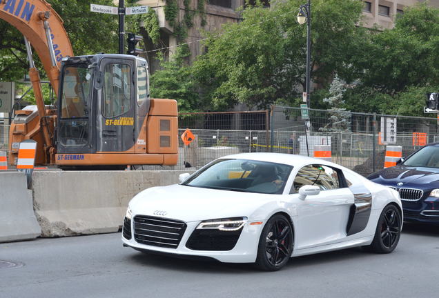 Audi R8 V10 2013