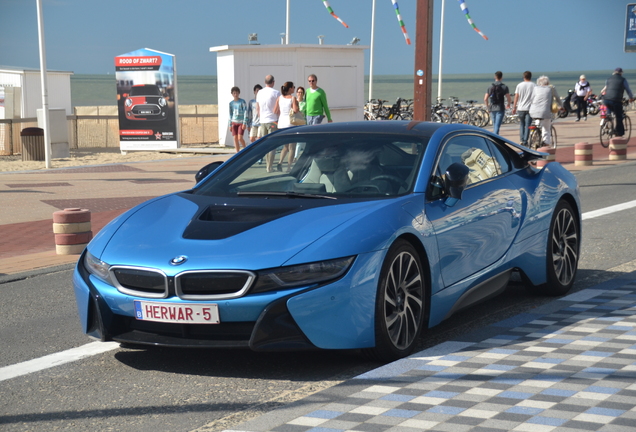 BMW i8