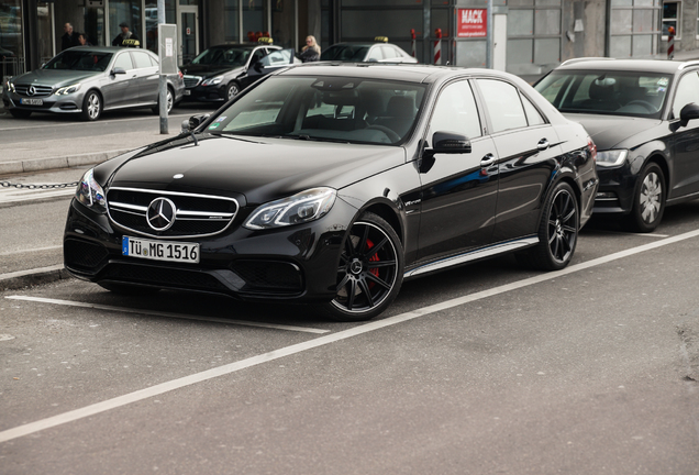 Mercedes-Benz E 63 AMG S W212