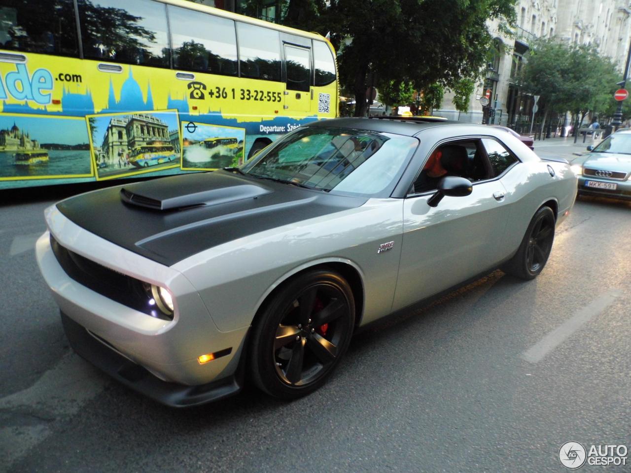 Dodge Challenger SRT-8 392