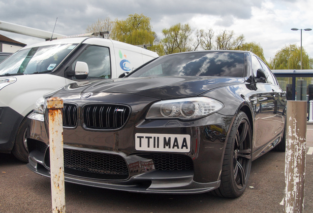 BMW M5 F10 2011