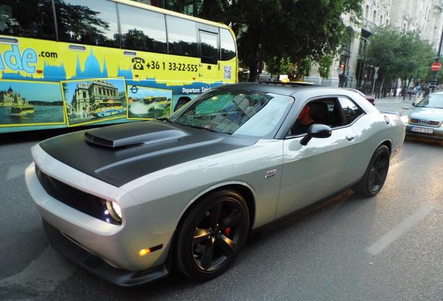 Dodge Challenger SRT-8 392