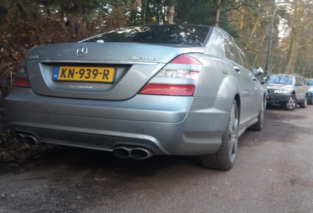 Mercedes-Benz S 65 AMG V221