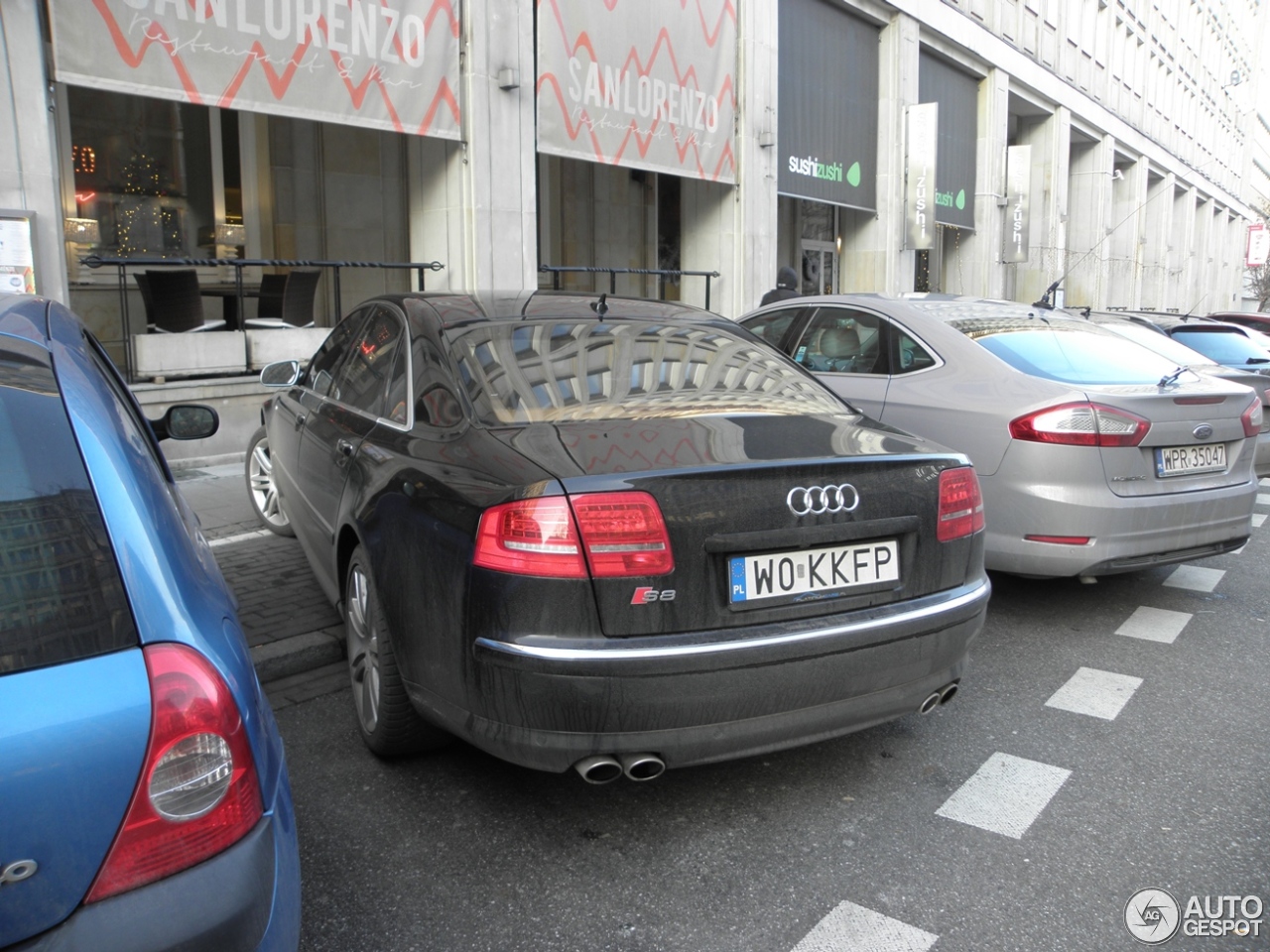 Audi S8 D3