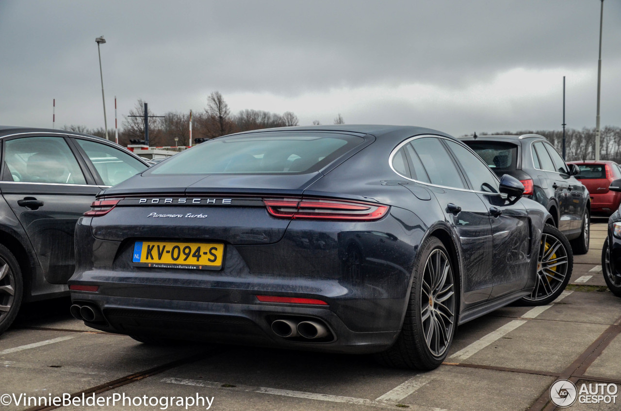 Porsche 971 Panamera Turbo