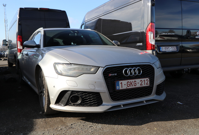 Audi RS6 Avant C7