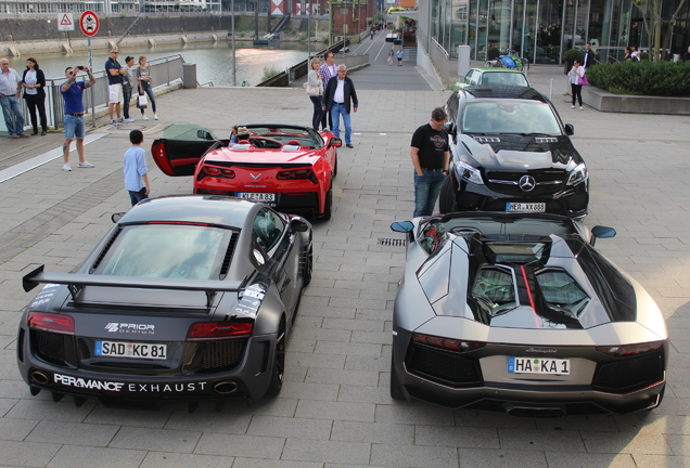 Lamborghini Aventador LP700-4 Roadster Pirelli Edition