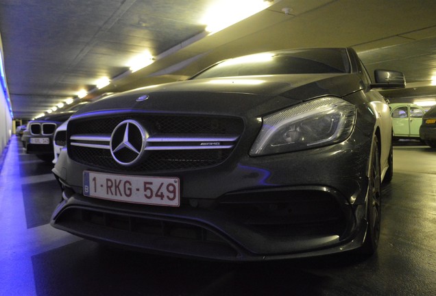 Mercedes-AMG A 45 W176 2015