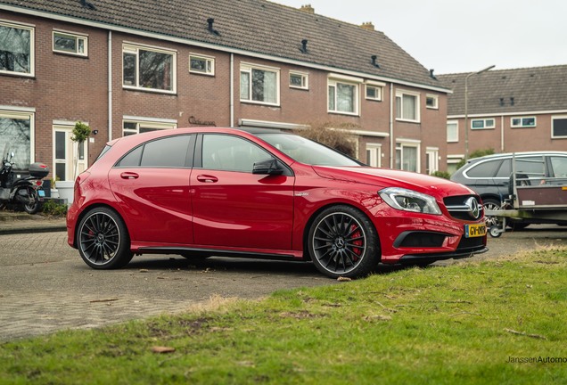 Mercedes-Benz A 45 AMG