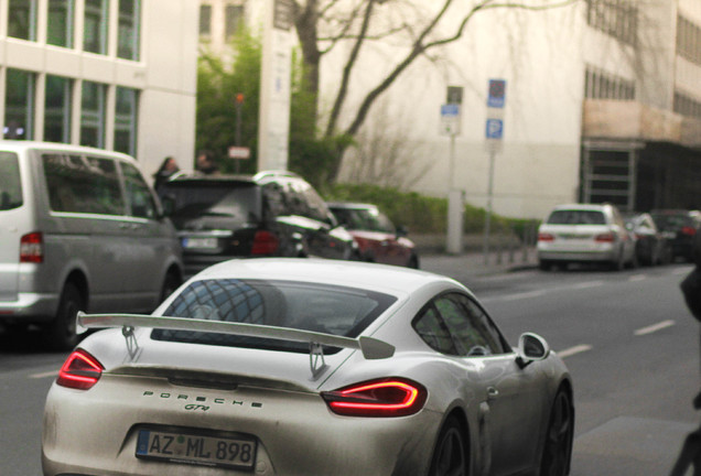 Porsche 981 Cayman GT4