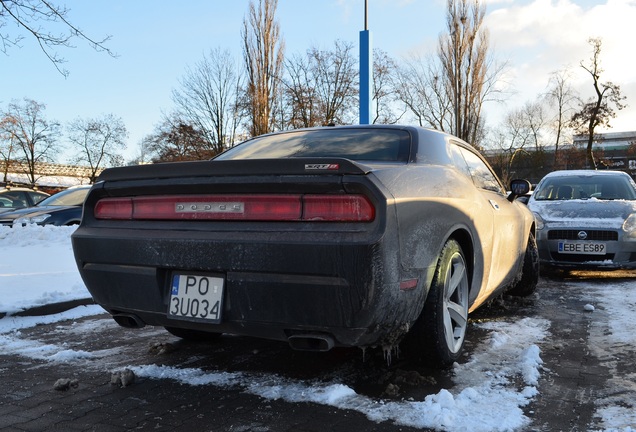 Dodge Challenger SRT-8