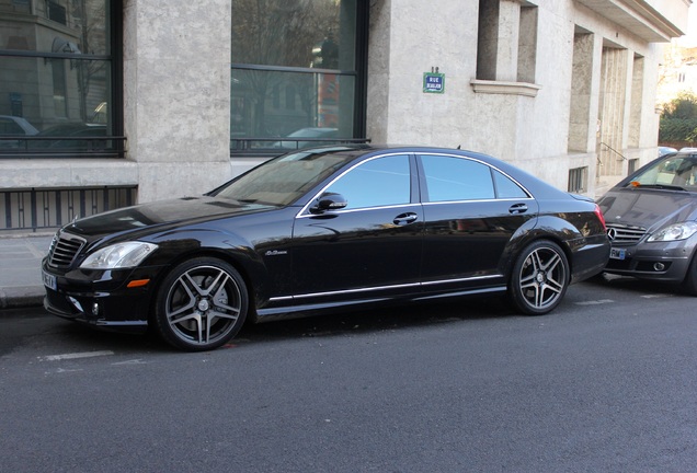 Mercedes-Benz S 63 AMG W221