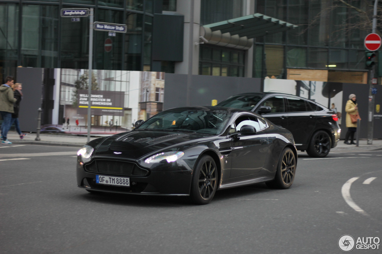 Aston Martin V12 Vantage S