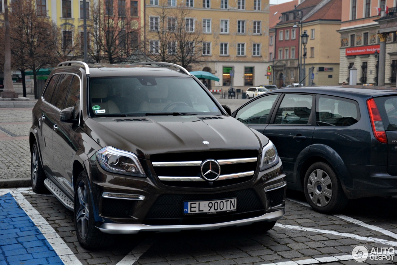 Mercedes-Benz GL 63 AMG X166