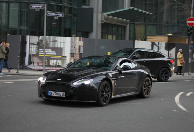 Aston Martin V12 Vantage S