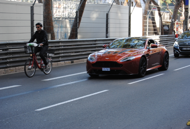 Aston Martin V12 Vantage S