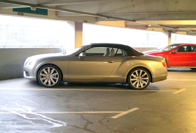 Bentley Continental GTC V8