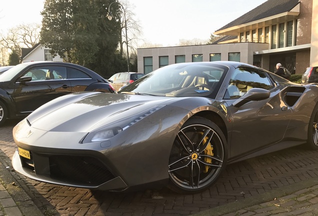 Ferrari 488 Spider