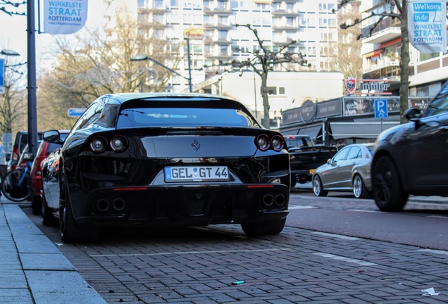 Ferrari GTC4Lusso