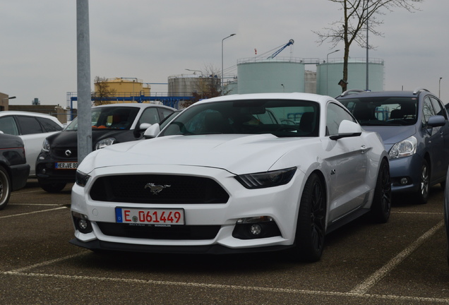 Ford Mustang GT 2015