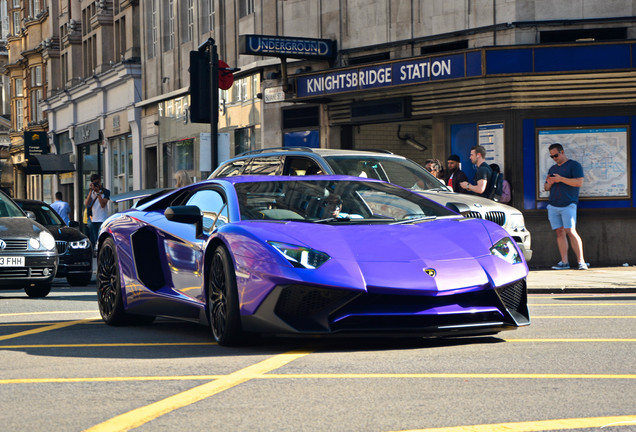 Lamborghini Aventador LP750-4 SuperVeloce