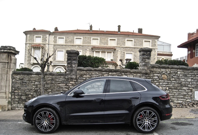 Porsche 95B Macan Turbo