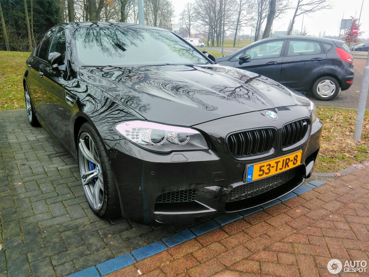 BMW M5 F10 2011