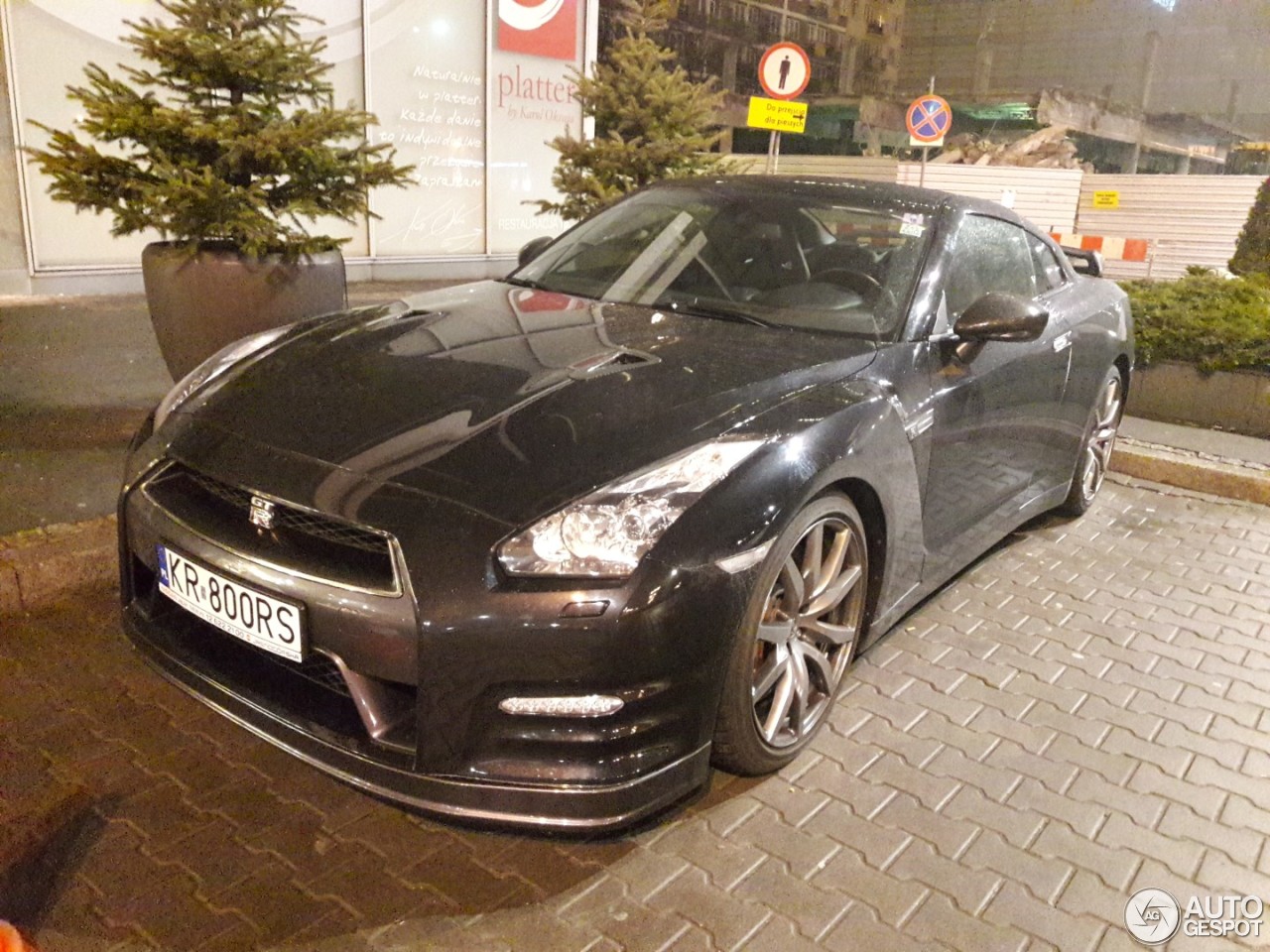 Nissan GT-R 2011