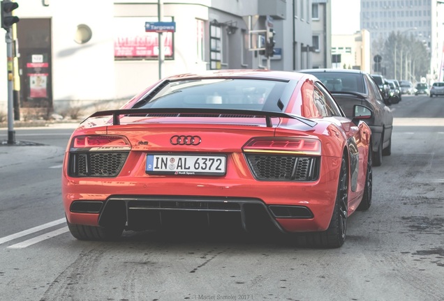 Audi R8 V10 Plus 2015