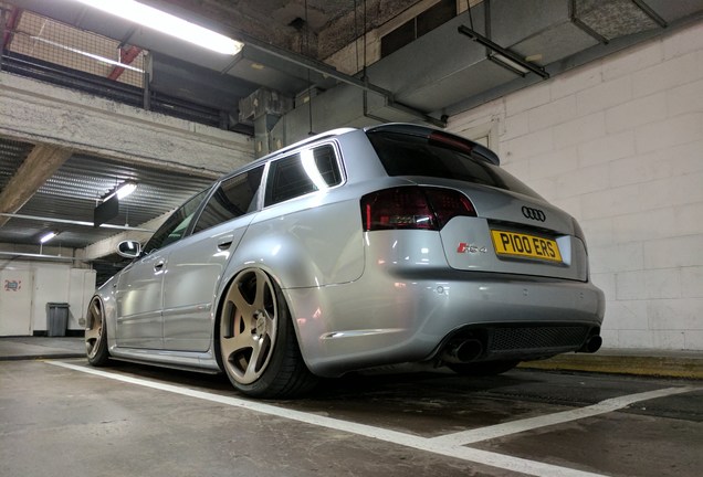 Audi RS4 Avant B7