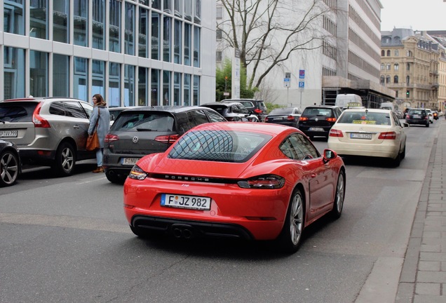 Porsche 718 Cayman S