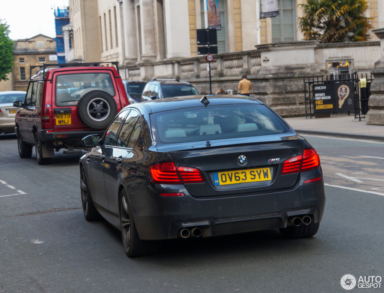 BMW M5 F10 2011