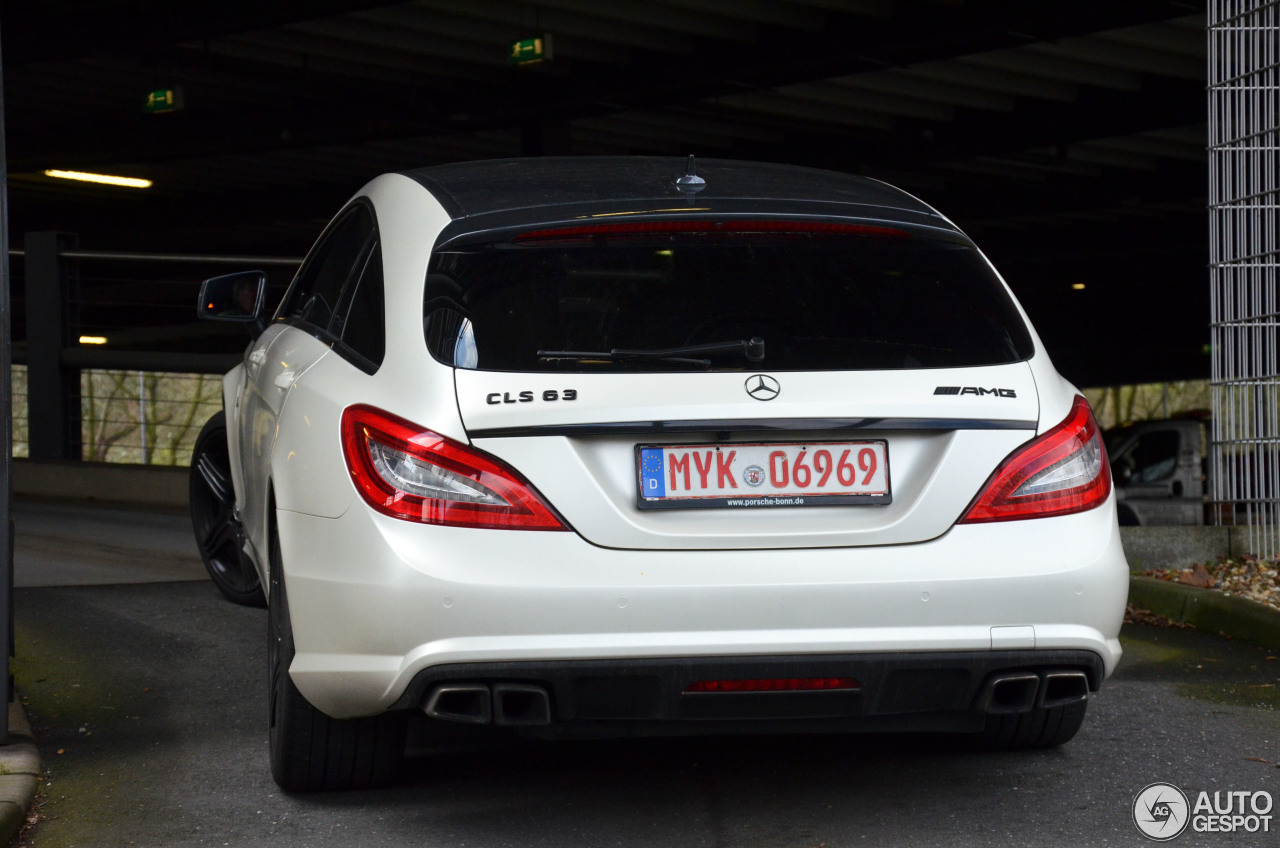 Mercedes-Benz CLS 63 AMG X218 Shooting Brake