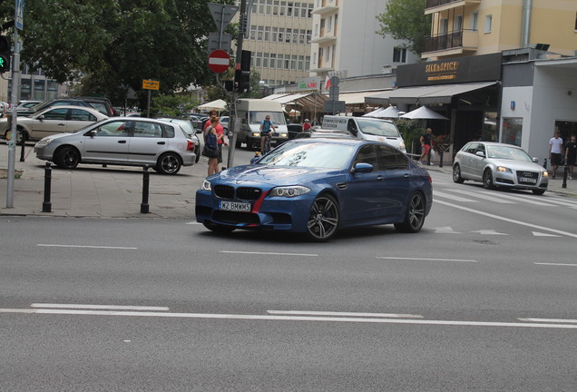 BMW M5 F10 2011