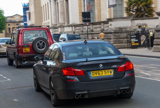 BMW M5 F10 2011