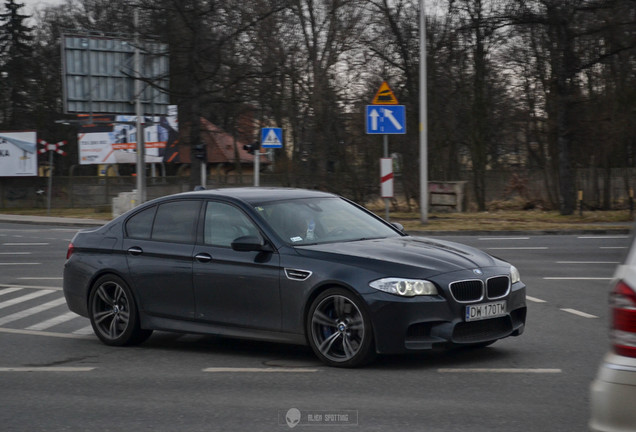 BMW M5 F10 2011