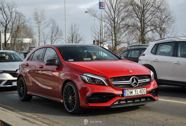 Mercedes-AMG A 45 W176 2015