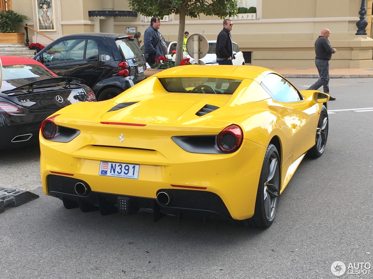 Ferrari 488 Spider