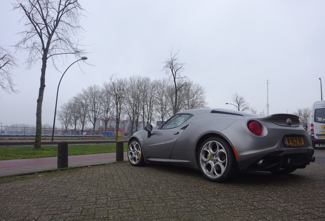 Alfa Romeo 4C Coupé