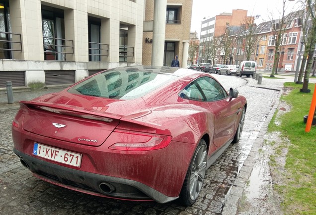 Aston Martin Vanquish 2013