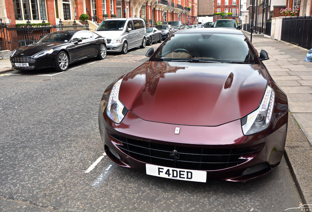 Ferrari FF